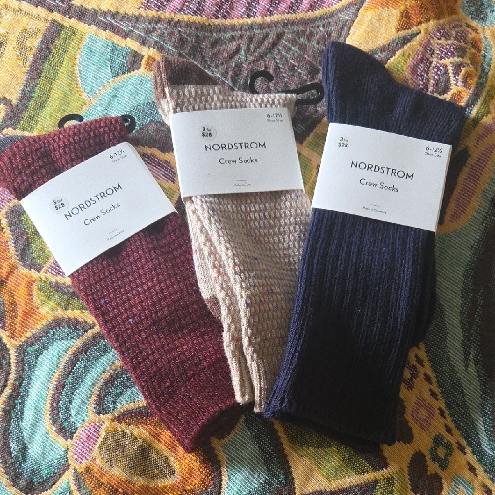 Nordstrom Casual Socks Red and Cream Ribbed Knit